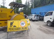 Datangkan Alat Berat, Bupati Sidoarjo Segera Perbaiki Jalan Pertigaan Kletek dan Jalan Prambon Pakerin