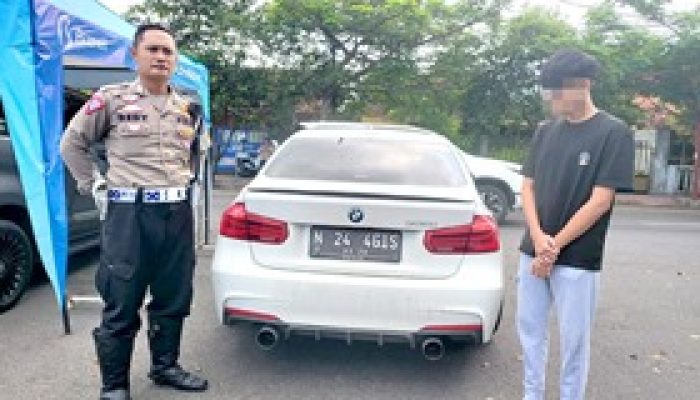 Joki Balap Mobil di Jalan Gajah Mada Banyuwangi Menyerahkan Diri, Ini Sanksi yang Diberikan Polisi