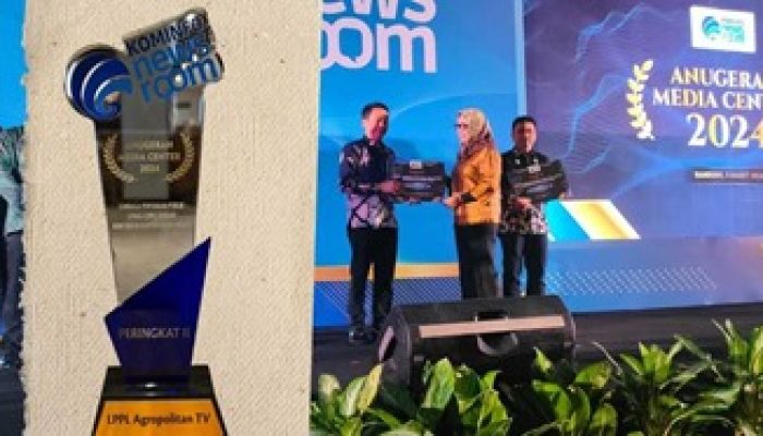 LPPL Agropolitan Televisi Kota Batu Terima Penghargaan di AMC 2024