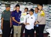 PJ. Bupati Madiun Tinjau Ketersediaan Pangan di Gudang Bulog