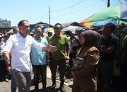 Wali Kota Eri Tata Pasar Loak Dupak Jadi Icon Kota Surabaya