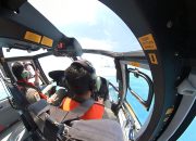 Skuadron Udara 100 Wing Udara 2 Puspenerbal Latihan EMU Bersama KRI dr. Wahidin Sudirohusodo