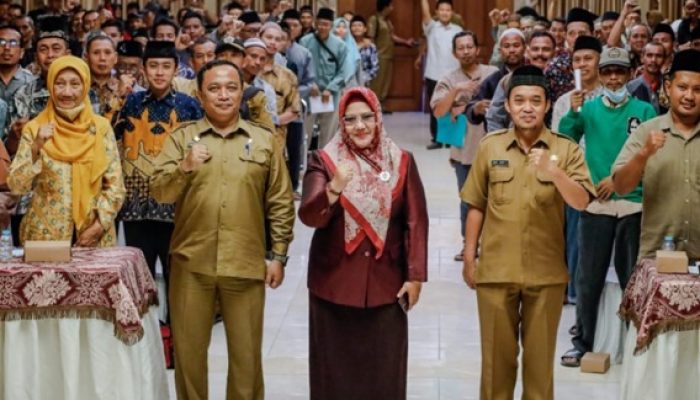Salurkan Dana Hibah Rp10,8 Miliar Untuk Rumah Ibadah, Wabup Gresik Tekankan Pentingnya Rumah Ibadah Yang Ramah Anak