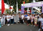 Pj Wali Kota Kediri Zanariah Berangkatkan HIPMI Merdeka Fun Run