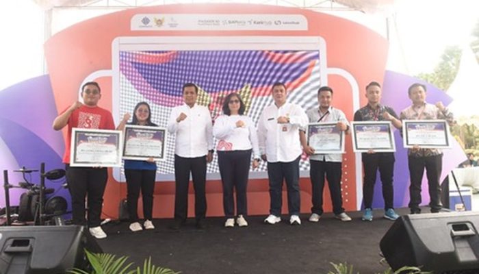 Pj Wali Kota Kediri Zanariah Buka Urban Job Fair 2024