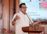 Pemkot Mojokerto Salurkan Bantuan Sembako Dan Alat Bantu Jalan Kepada Difabel Kurang Mampu