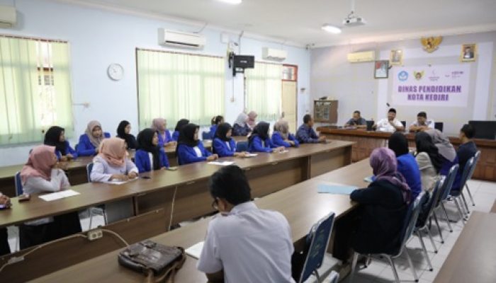 Terjunkan 18 Mahasiswa Kampus Mengajar Angkatan 8, Pemkot Kediri Harapkan Metode Pembelajaran Yang Inovatif