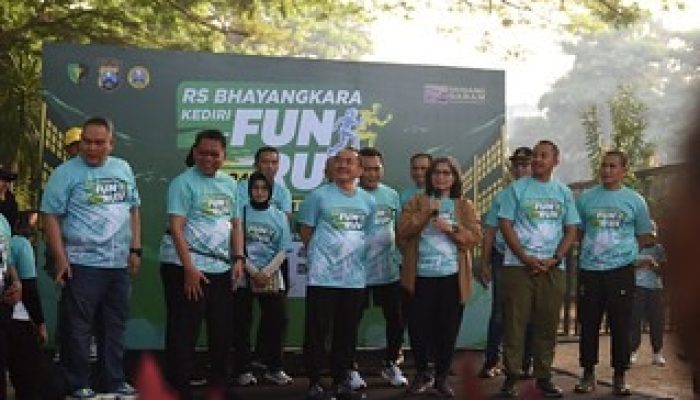 Pj Wali Kota Kediri Bersama Kapusdokkes Polri Berangkatkan RS Bhayangkara Fun Run 2024 Hingga Resmikan Fasilitas Kesehatan RS Bhayangkara Kediri