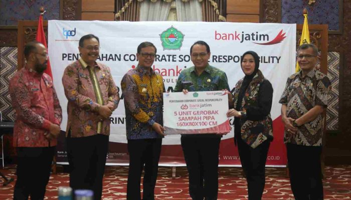 Pemkab Pamekasan Salurkan Bantuan CSR untuk Pelaku UMKM