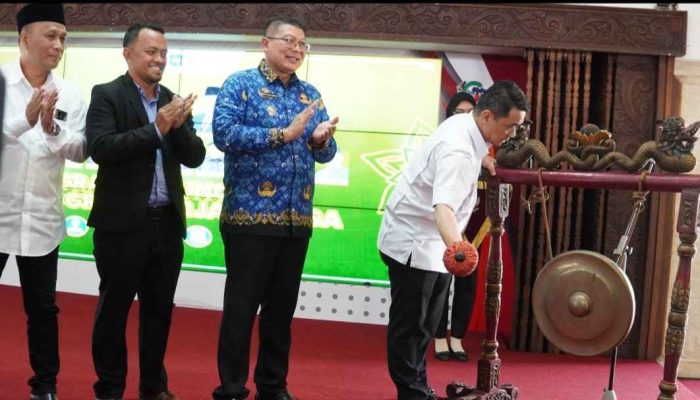 Didampingi Plt. Bupati Malang, Wamendes PDT RI Launching Program Khusus Sarjana Desa Berprestasi Universitas Kepanjen