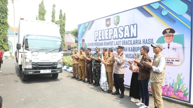 Pemkab Sampang Bersama PT Jeeva Bumi Nusantara Lepas Ekspor Perdana Rumput Laut Gracilaria ke Pasar Internasional