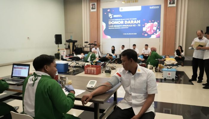 Sambut Hari Bhakti Imigrasi ke 75, Kantor Imigrasi Kediri Kembali Menggelar Donor Darah Bersama Pegawai dan Masyarakat Umum