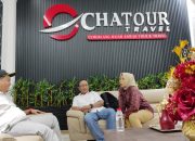 Jalan Sehat HPN PWI Jatim, CHATour Beri Umrah Gratis