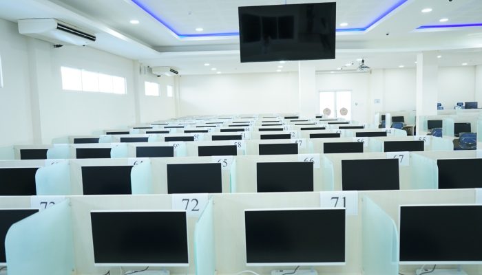 Kampus UHT Surabaya Matangkan Persiapan Tes PMB, Pastikan 100% Kesiapan Fasilitas dan Infrastruktur