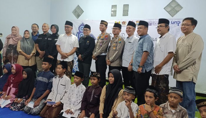 Berbagi Kebahagiaan di Bulan Suci Ramadan, PWI Kediri Raya Santuni hingga Buka Bersama Ratusan Anak Yatim-Piatu