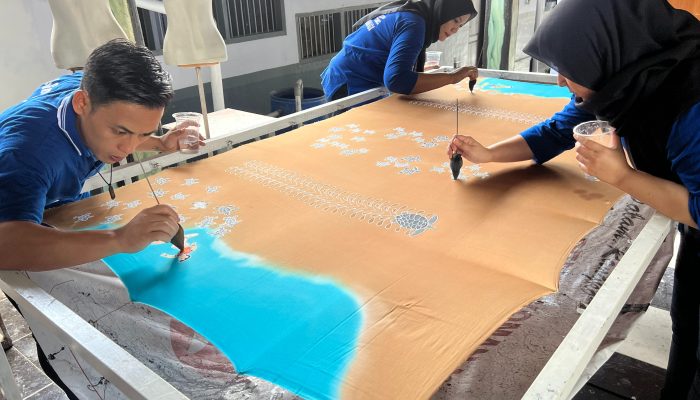 Lapas Banyuwangi Daftarkan Hak Cipta Motif Batik Tukik Hasil Karya Warga Binaan