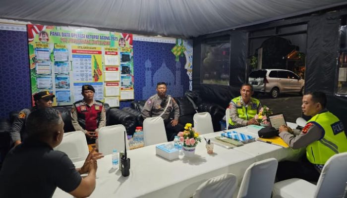 Cek Pospam Kertalangu: Kapolsek Dentim Instruksikan Personel Lakukan Pengamanan Jalur Wisata