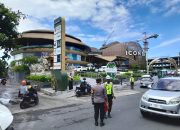 Polsek Densel Atasi Kemacetan di Sanur Akibat Lonjakan Wisatawan Selama Libur Hari Raya