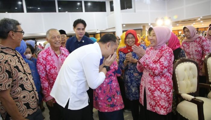 Halal Bihalal dengan ASN Purna Tugas Eri Cahyadi Tak Lupa Didikan Para Mentor hingga Jadi Walikota Surabaya