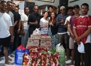 Pemuda Bunga Timur Bali Salurkan Bantuan Sosial untuk Korban Kebakaran di Jalan Akasia Dentim