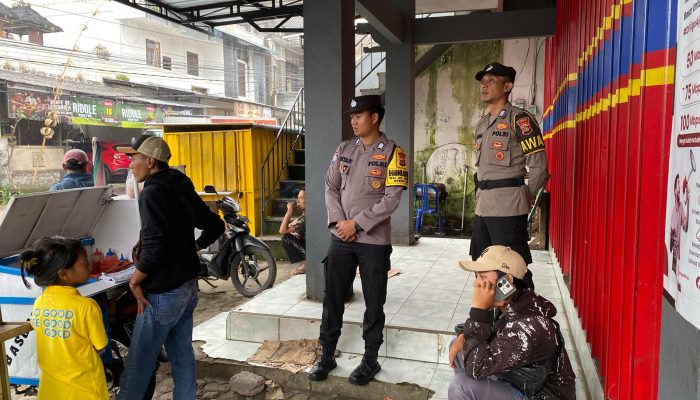Polsek Pupuan Gencarkan Patroli Dialogis di Wilayah Padat Warga, Ciptakan Rasa Aman dan Kondusif