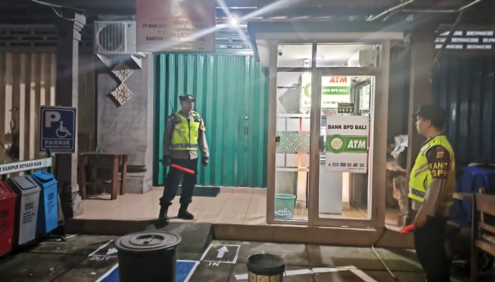Polsek Selemadeg Barat Gelar Patroli Malam Menjelang Dini Hari