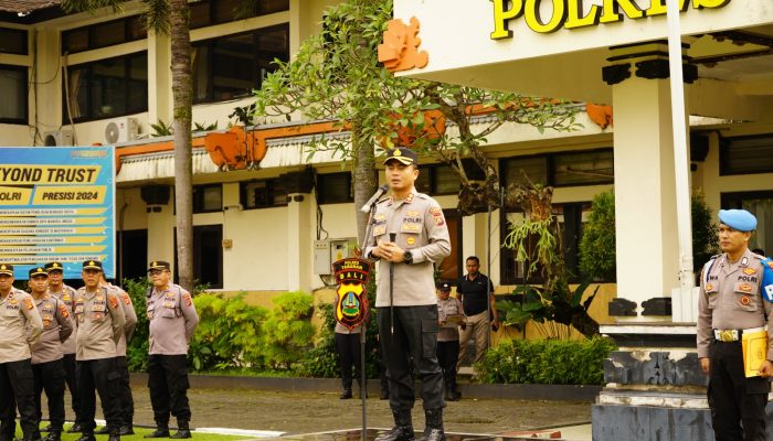 Kapolres Tabanan Tekankan Kedisiplinan dan Kewaspadaan Dalam Apel Jam Pimpinan