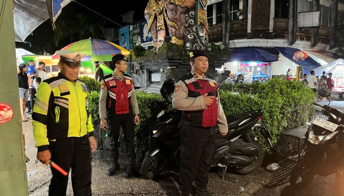 Blue Light Patrol Polres Tabanan Sisir Titik Keramaian, Cegah Gangguan Kamtibmas di Malam Hari