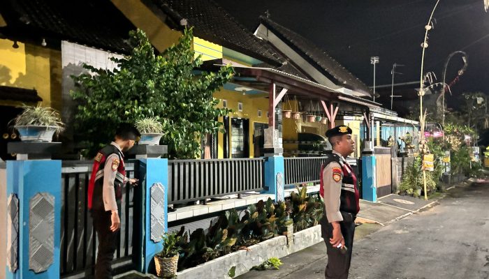 Cegah Gangguan Kamtibmas, Sat Samapta Polres Tabanan Gencarkan Patroli Jalan Kaki Subuh Presisi