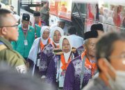 1.140 Jemaah Haji Tiba di Embarkasi Surabaya