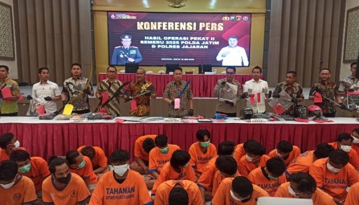 Operasi Pekat II Semeru, Polda Jatim Ungkap 1.863 Kasus dan Berhasil Meringkus 2.307 TersangkaNon