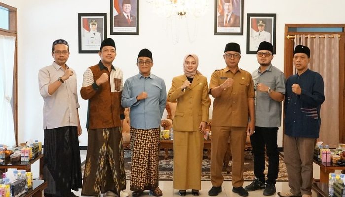 Mbak Wali Terima Kunjungan Para Kyai, Diskusikan Gerakan Nasional Ayo Mondok