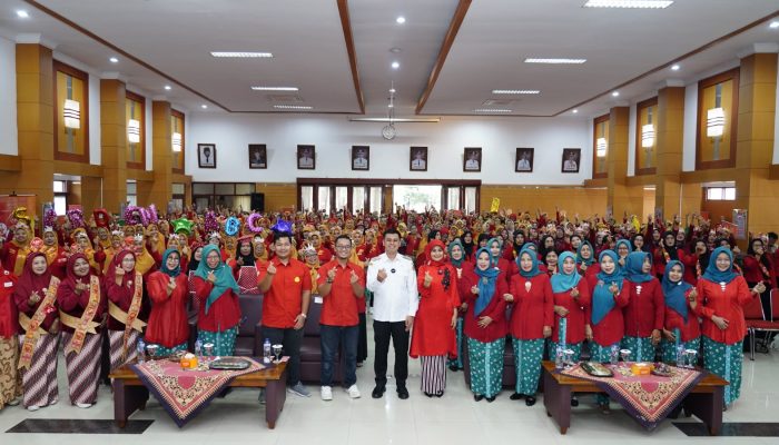 Semarak Roadshow Akademi ABC, Diikuti Ratusan Ibu – Ibu TP PKK se-Kota Blitar