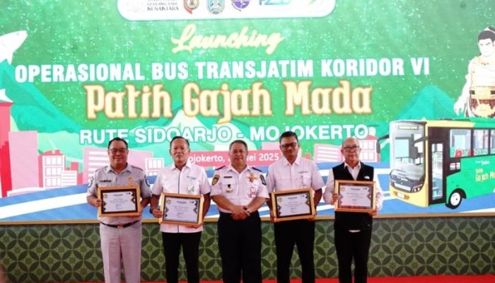 Dukung Layanan Non Tunai Trans Jatim, Bank Jatim Raih Apresiasi dari Pemprov