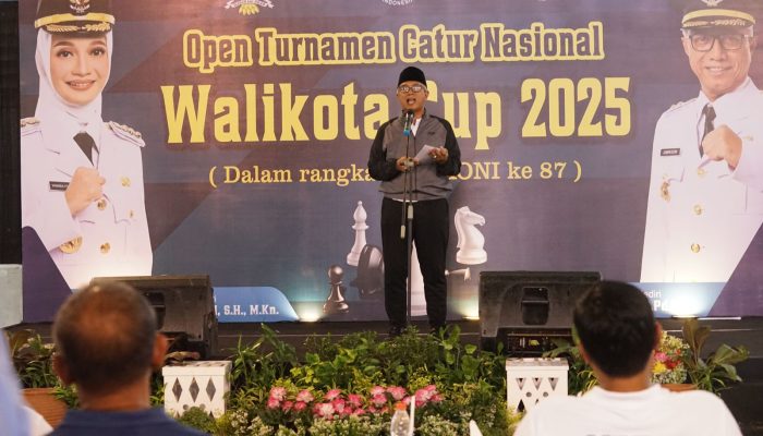 Gus Qowim Buka Open Turnamen Catur Walikota Cup 2025