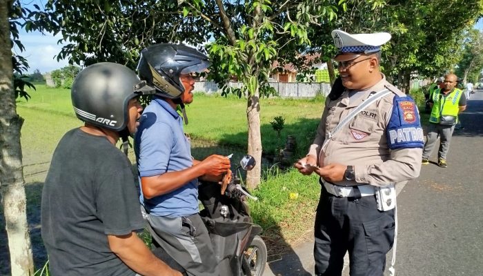 Satlantas Polres Jembrana Gelar Razia Gabungan, Tegakkan Tertib Lalu Lintas dan Edukasi Masyarakat