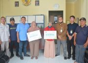 Serahkan Santunan Kematian, HNSI Batang Ajak Nelayan Daftar BPJS Ketenagakerjaan