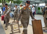 Satpol PP Jakbar Teribkan PKL Kawasan Kota Tua Hingga Stasiun Beos