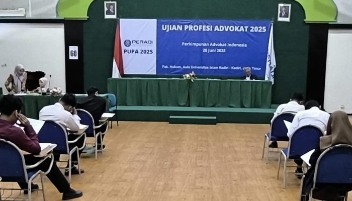 FH Uniska Kediri dan DPN Peradi Gelar Ujian Profesi Advokat ke-6 Diikuti 25 Peserta