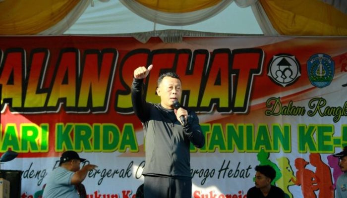 Bupati Sugiri Ajak Petani Tiru Nenek Moyang yang Sukses Andalkan Kekuatan Alami Tanah
