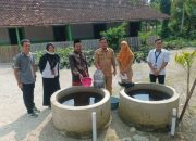 Puluhan Keluarga di Bojonegoro Terima Manfaat Program Kolam Lele Buis Beton, Kurangi Angka Kemiskinan