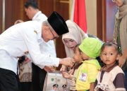 Peringatan Hari Anak Nasional 2025, Wabup Gus Shobih: Anak Hebat, Gizinya Harus Tercukupi. Ini Tugas dan Tanggungjawab Kita Bersama