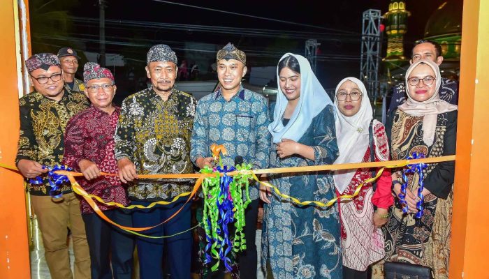 Festival Sego Muduk dan Sendangagung Batik Carnival 2025 Dibuka