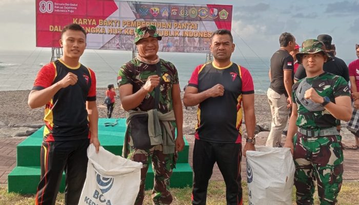 Brimob Tohpati Bersinergi dengan TNI dan Masyarakat Laksanakan Karya Bakti HUT RI ke 80 di Pantai Lembeng