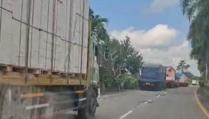 Pembangkangan Parkir Truk dan Tronton di Bypass Mengwi: Dishub Bertindak, Pelanggar Terkesan Nekat
