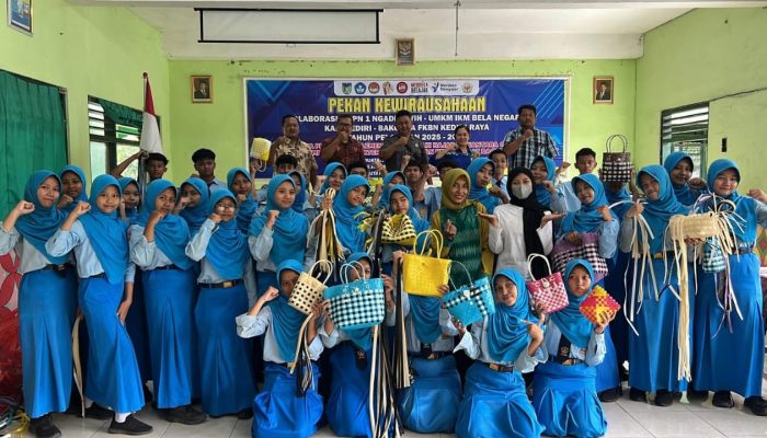 Kolaborasi SMPN 1 Ngadiluwih – FKBN Kediri Raya: Bekali 250 Pelajar Kelas Unggulan dengan Keterampilan Wirausaha Inovatif