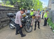 Kapolsek Kuta Selatan Pimpin Pemeriksaan Kesiapan Kendaraan Dinas Jelang Pengamanan Malam Tahun Baru