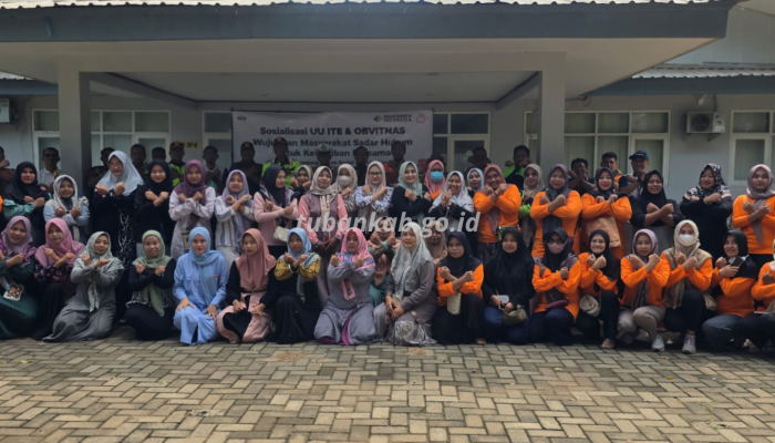 Tingkatkan Kesadaran Regulasi, Puluhan Warga Desa Di Tuban Ikuti Sosialisasi UU ITE Dan Obvitnas