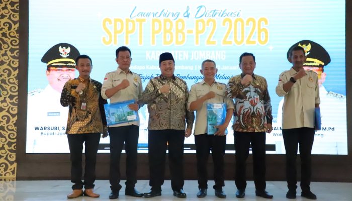 “Optimalkan Pendapatan Daerah, Bupati Jombang Launching Distribusi SPPT PBB P2 Tahun 2026 Dan Inovasi QR Code”