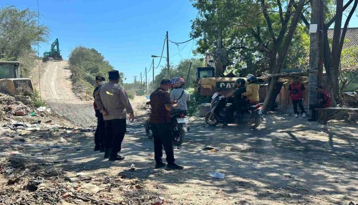 Polisi Siaga di TPA Suwung, Pantau Aktivitas Truk Sampah